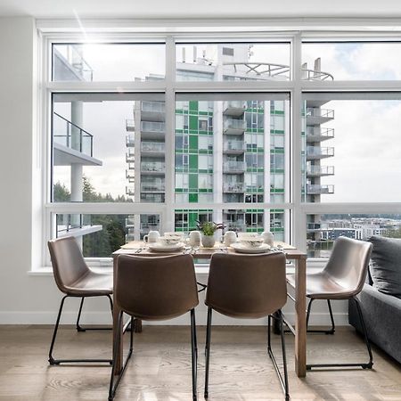 Urban Oasis: Stylish Apartment Retreat At Ubc Vancouver Exteriör bild
