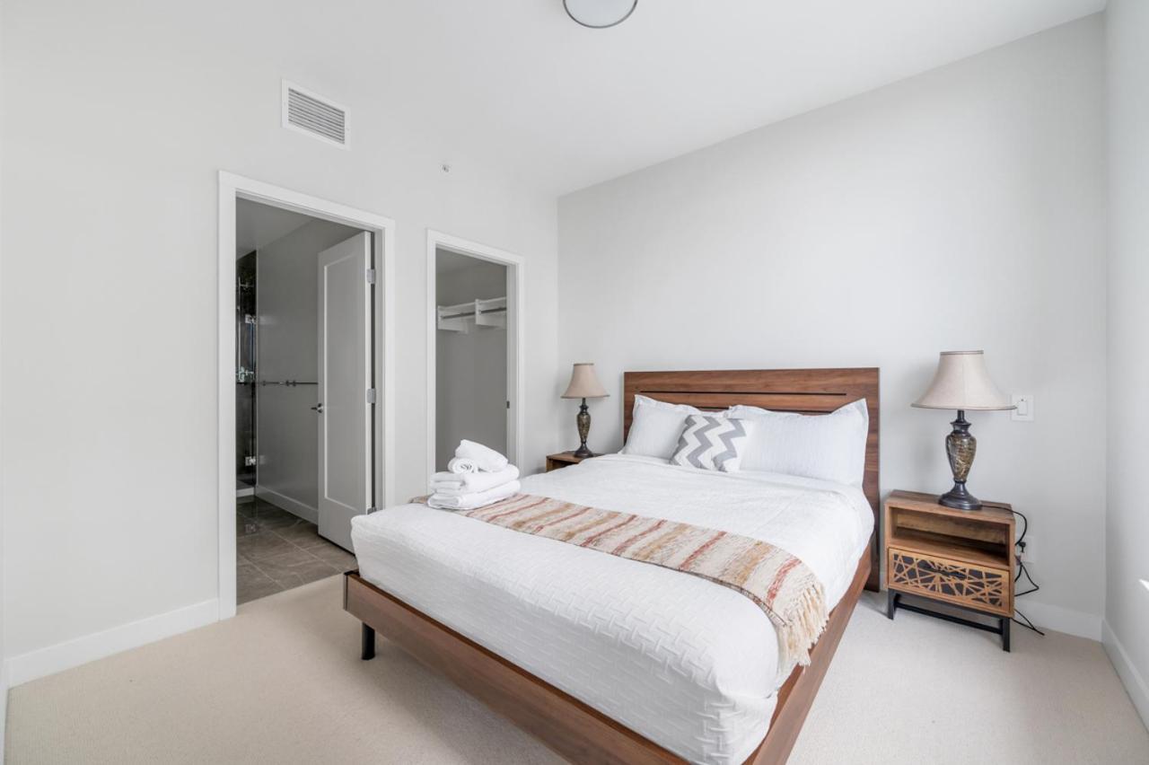 Urban Oasis: Stylish Apartment Retreat At Ubc Vancouver Exteriör bild